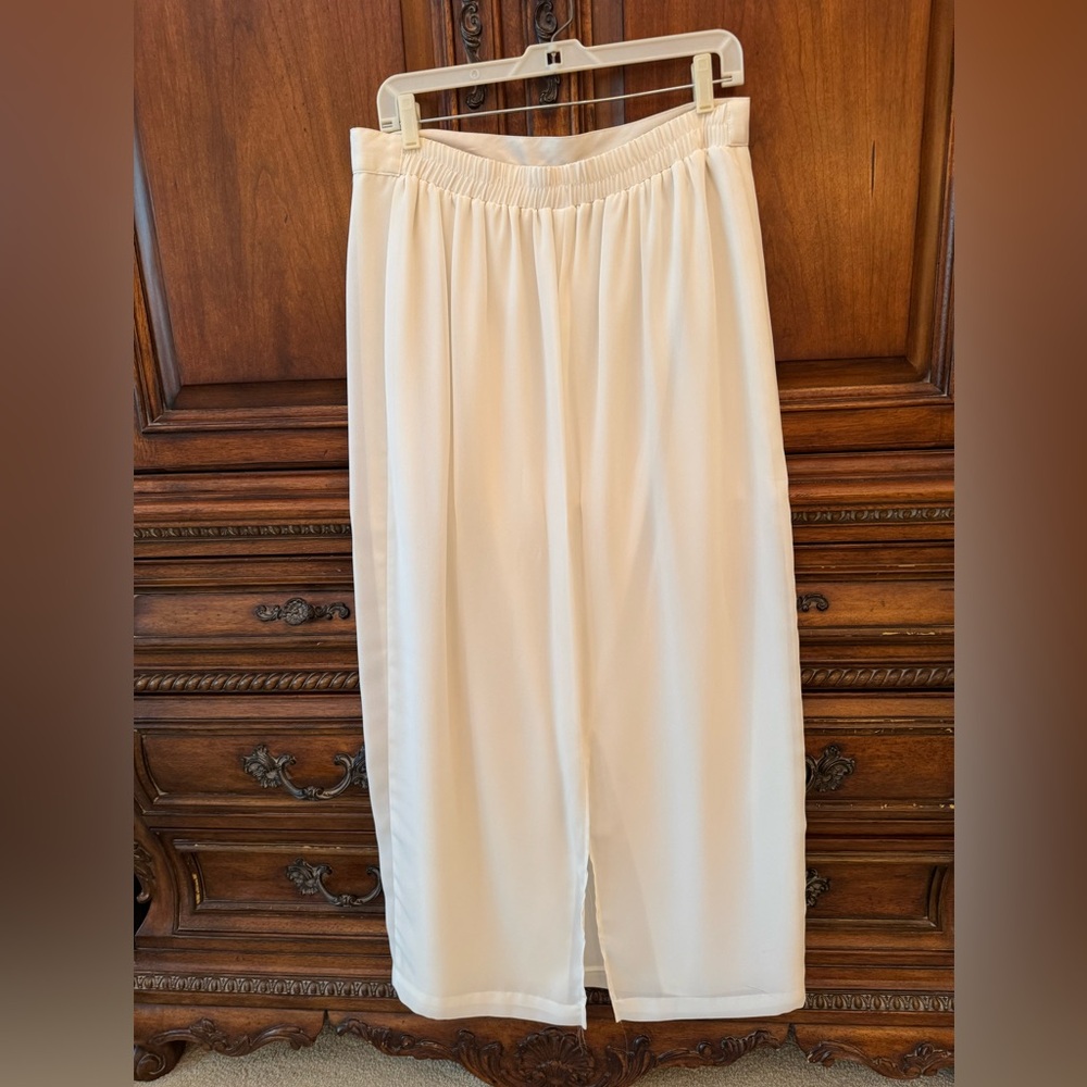 Chic Cream Fringe Ensemble - Vintage - Picture 6 of 11